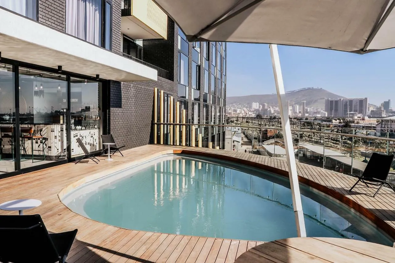 Wex1 - Modern,Wifi,Netflix,Gym,Pool, Secure Parking Apartment Cape Town