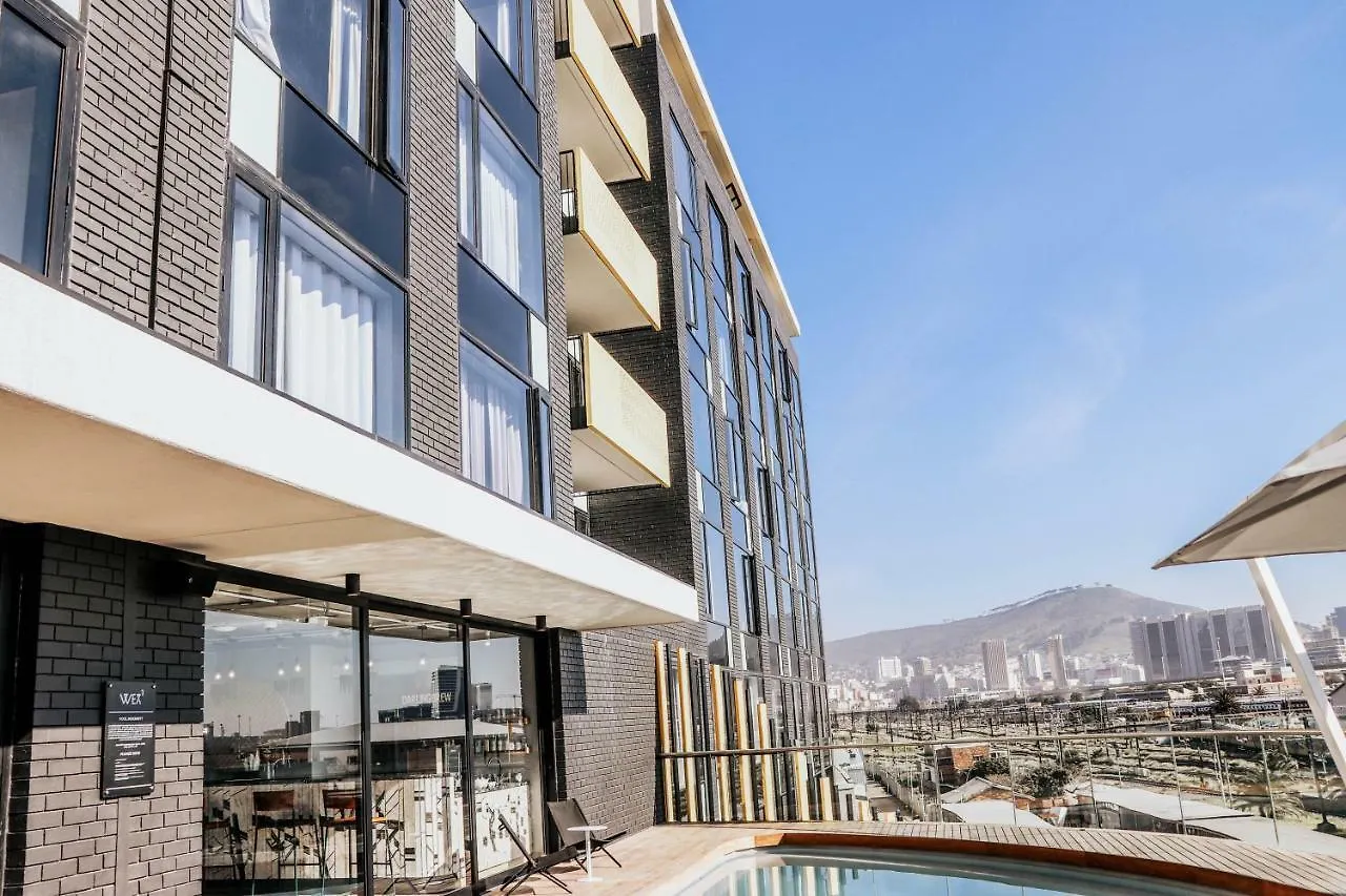 Wex1 - Modern,Wifi,Netflix,Gym,Pool, Secure Parking Apartment Cape Town