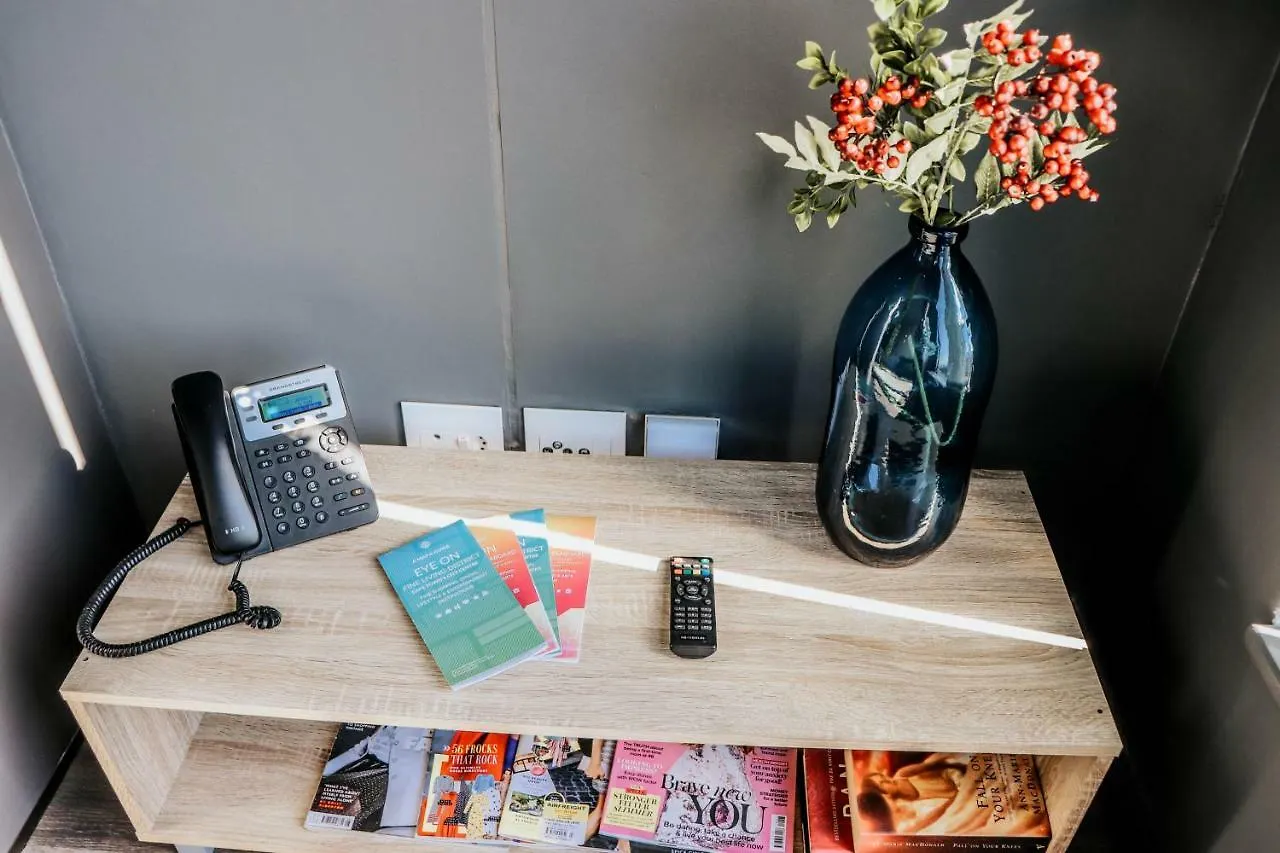 Wex1 - Modern,Wifi,Netflix,Gym,Pool, Secure Parking Apartment Cape Town